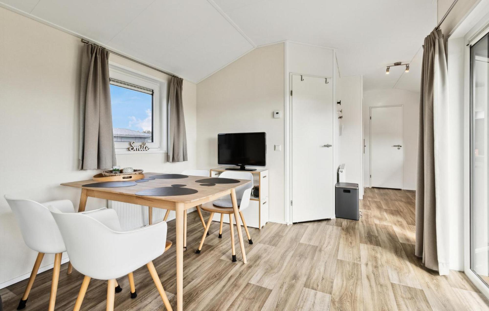 2 Bedroom Beautiful Home In Suesel Susel Exterior foto